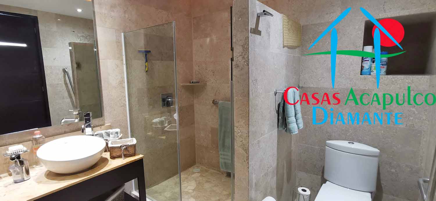 Ocean Front 202 - Recámara principal antes de Otis 9